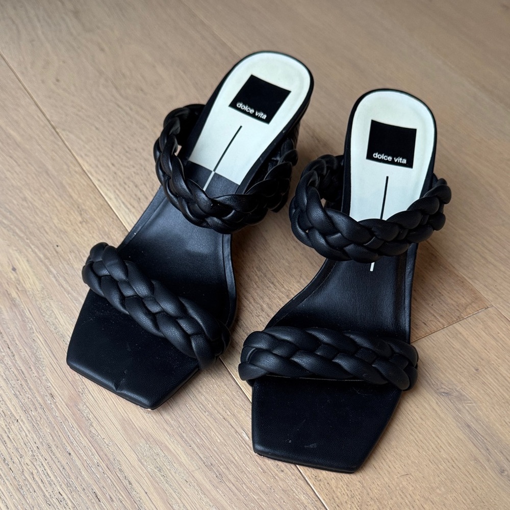 Dolce Vita Black Leather Braided Sandals, size 9